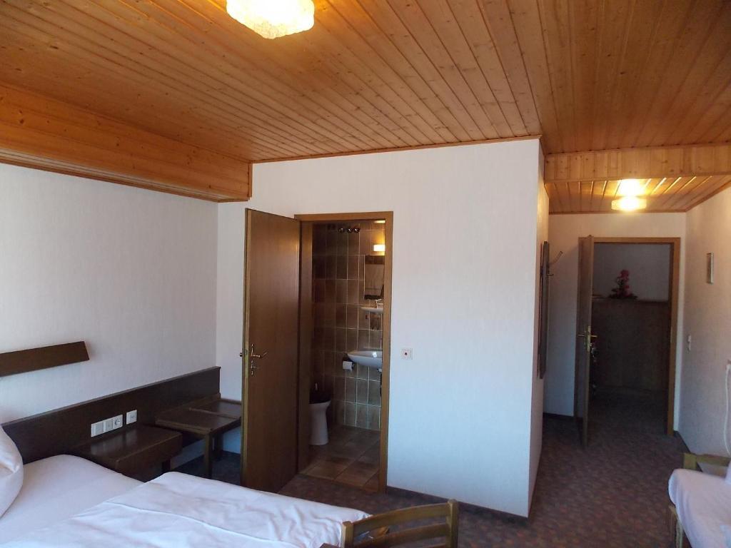 Gasthof Rhoenperle Kothen  Habitación foto